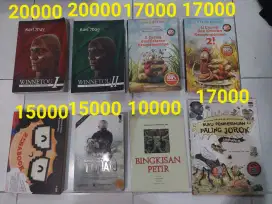 Aneka buku bacaan dan Novel