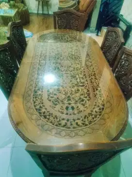 Meja Makan Jati 6 Kursi Oval Ukiran 3 Dimensi