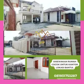 Disewakan rumah 2 lantai cocok buat kantor