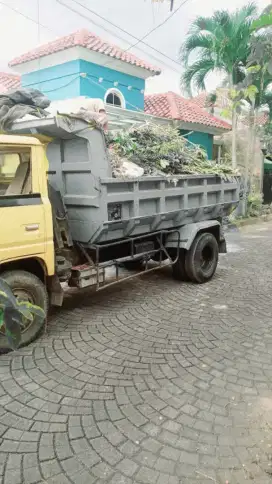 Putra Transport Buang puing uruk sampah proyek ranting pohon