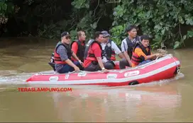Perahu Karet Zevec 420
