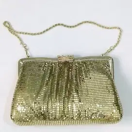 Vintage Style - Gold Mesh Evening Purse