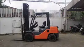 Forklift Toyota Diesel 3 Ton 4.5 Meter Second Jakarta