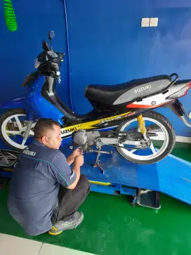 Suzuki smash 2005 SR. Pajak idup surat surat lengkap.