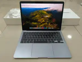 Apple Macbook Air M1 ex-iBox space grey fullset mulus terawat