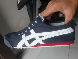 Sepatu onitsuka tiger X asics