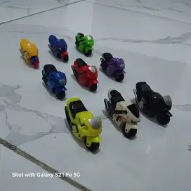 Motor spingo mainan simpanan anak