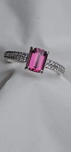 Natural Umbalite Garnet