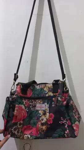 Tas Salempang (sling bag) Cath Kidston