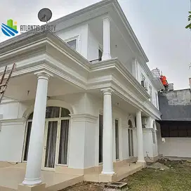 Les Belles Maisons Tangerang Selatan