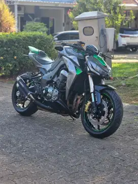 Kawasaki z1000 sugomi Green SE 2016 Kondisi Cakep. Modif banyak, no PR