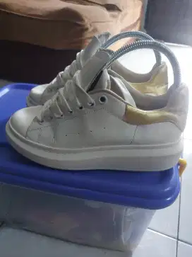 Sepatu kasual ala2 maquen