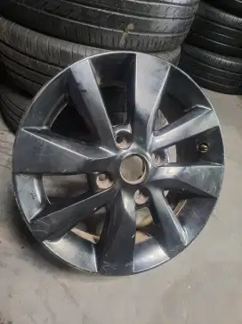 Velg 1bj oem nissan livinina R15 pcd 4x114 lebar 55 et45