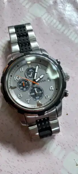 Jam Fossil pria authentic