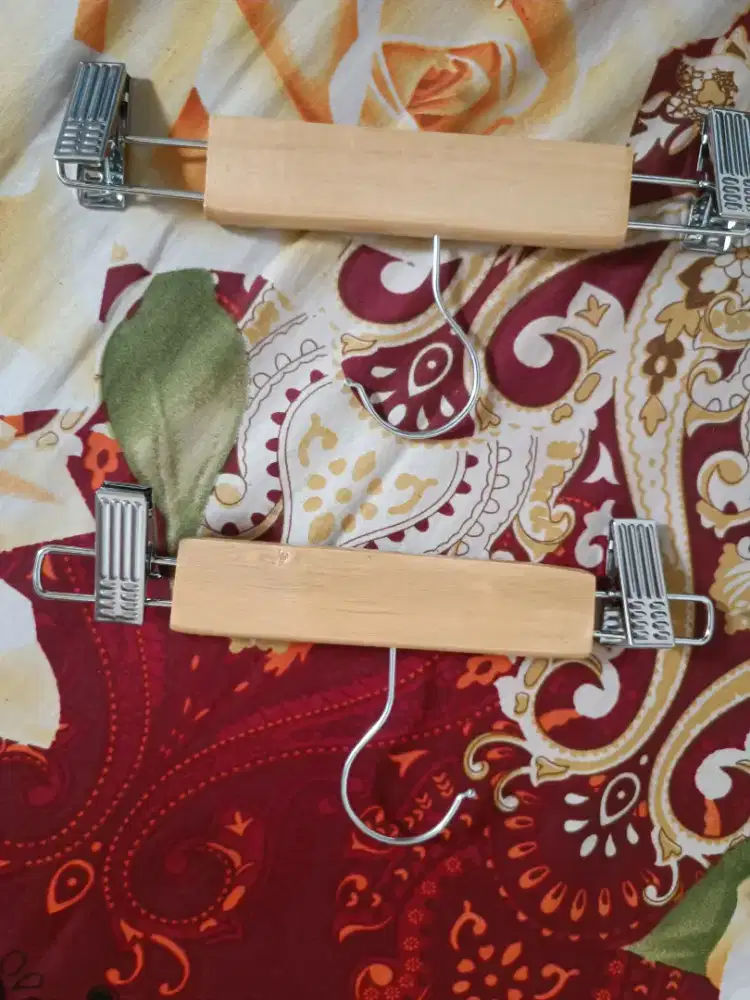 Hanger kayu jepit anak-anak