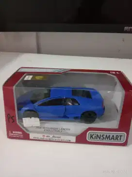 Mobil kinsmart miniatur