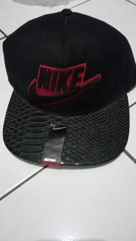 Nike all size kondisi baru,jual 250k