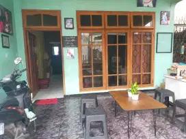 Dijual Cepat! Rumah Nyaman dan Strategis di Ambulu