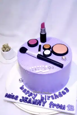 Kue ulang tahun make-up