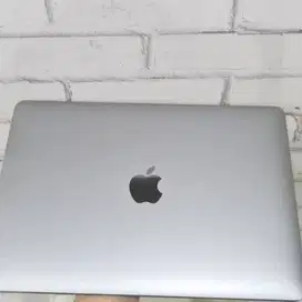 macbook air 2015 13inch 4/ 256gb intel m3 ibox