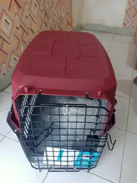 Kandang anjing dan kucing