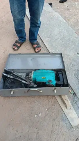 Drill dan jackhammer jatismprna