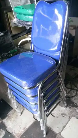 Kursi susun , kursi kantor
