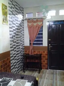 KOS NO AC KHUSUS WANITA. Kamar Mewah. Area Mampang dekat dgn Trans TV