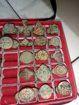 Cincin Majapahit segi empat