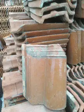 Genteng morando glazur bekas baru