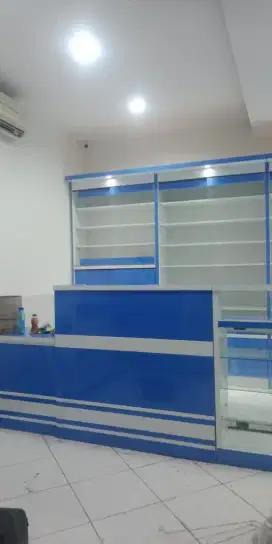 APOTEK FURNITURE ETALASE&RAK DISPLAY OBAT CUSTOM