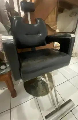 Kursi barber shop