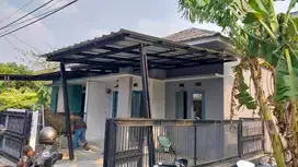 Kanopi baja ringan