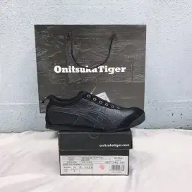 ONITSUKA TIGER SLIP ON LEATHER BLACK ORIGINAL