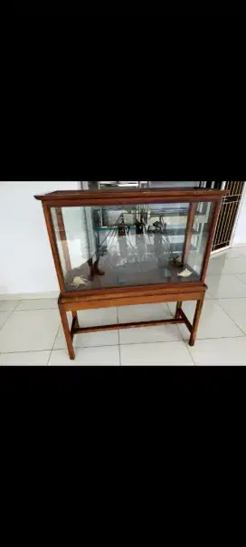 Pajangan kapal pinisi bahan cengkeh