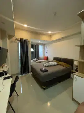 Best homey studio at the oasis apartment rent daily or monthlycikarang