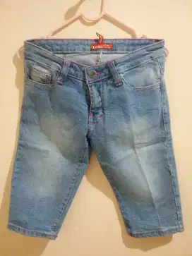 CELANA JEANS  LOGO KONDISI 99%