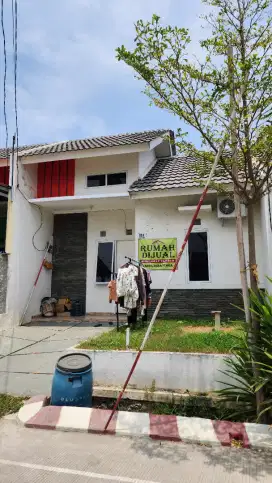DIJUAL CEPAT RUMAH GRAND MAHKOTA 1