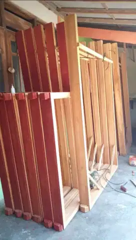 Menjual mebel kusen pintu jendela kwalitas full kayu jati