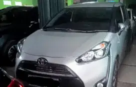 Toyota Sienta V matic2019 Bensin