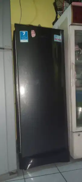 Kulkas Aqua 1pintu mulus