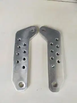 Breket dudukan motor nego