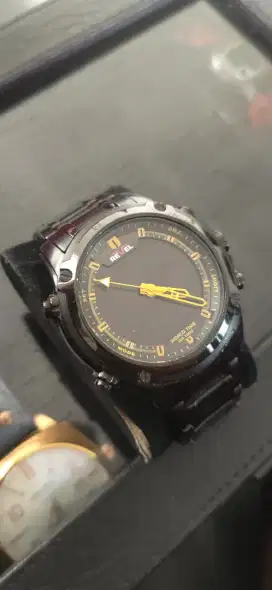 Jam tangan revel original