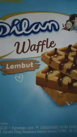 dilan kue waffle coklat gundam