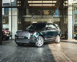 RANGE ROVER SV AUTOBIOGRAPHY LWB – BRITISH RACING GREEN