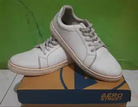 Sepatu Sport Casual Ribsgold Putih