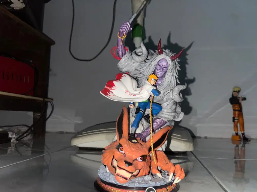 Yoindaime hokage + Kyubi dan shikin fuijin