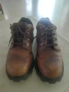 Sepatu santai Camel Original