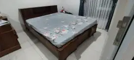 DIPAN KASUR TIDUR