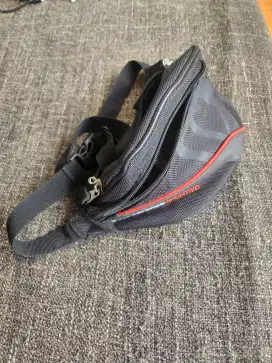NETT PRICE ‼️ Vanucci Sportivo waistbag for motorbike